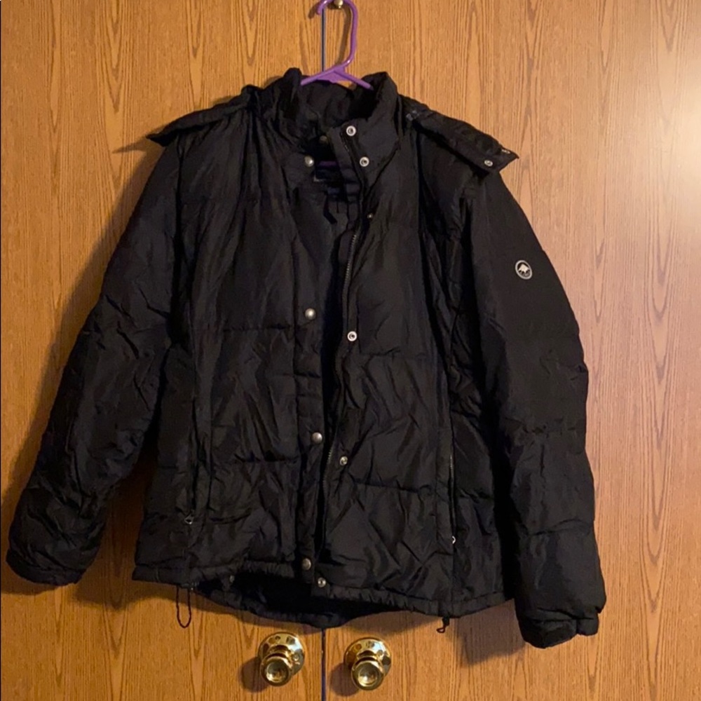 Black Coat American Eagle (read description)
